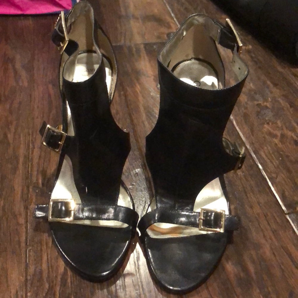 Guess Heel Size 7